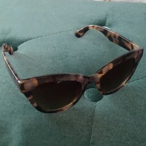 Max Edition - Cat Eye Tortoise Sunglasses